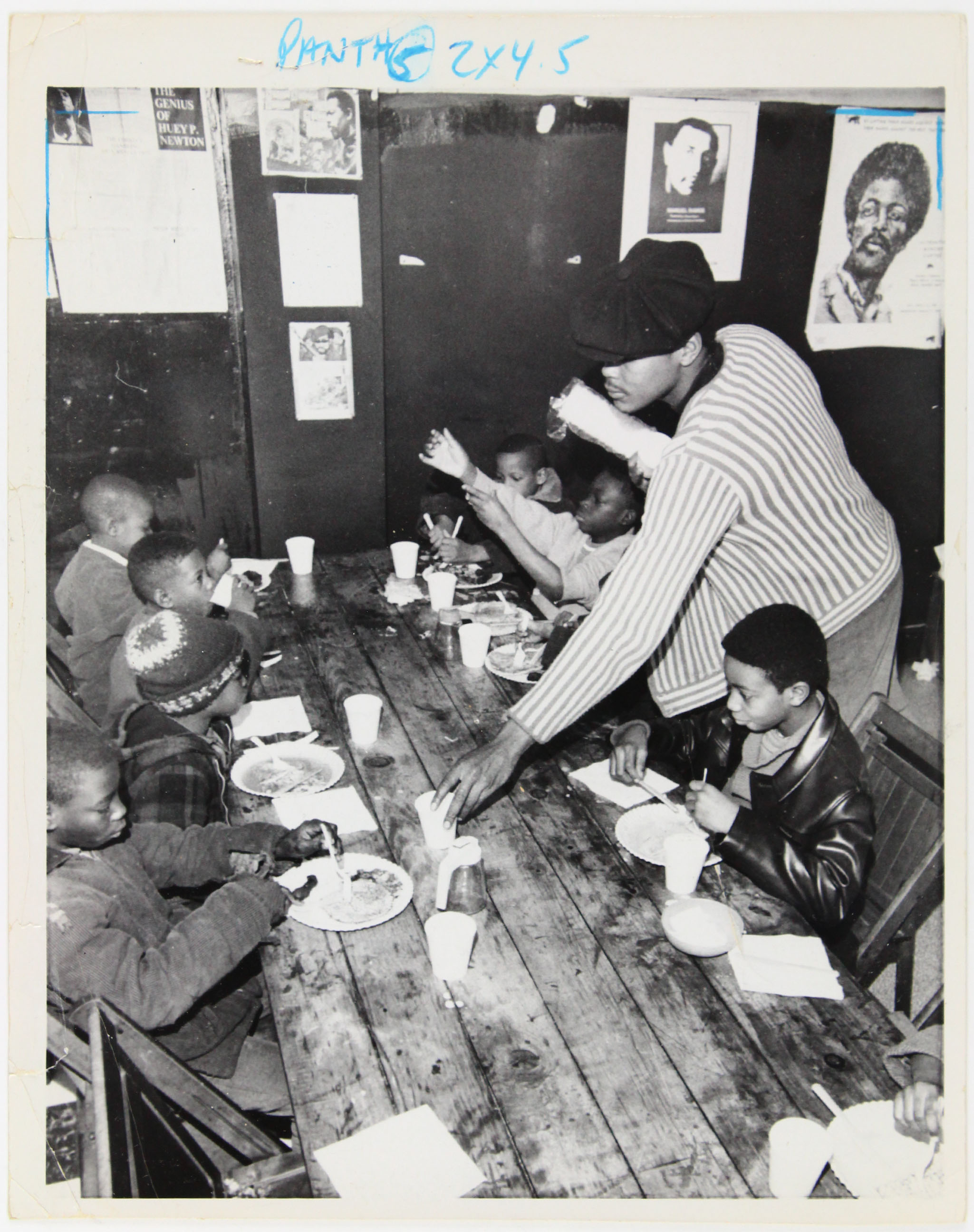 Huey Newton's Portraits & The Founding of the Black Panthers - Swann  Galleries News